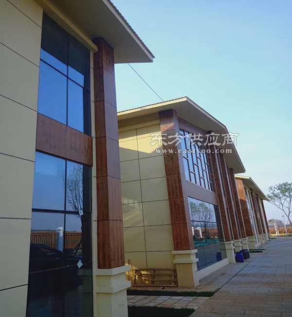 鋼結構木紋漆廠家施工隊 藝佳建材以專業(yè)高效打造經典工程